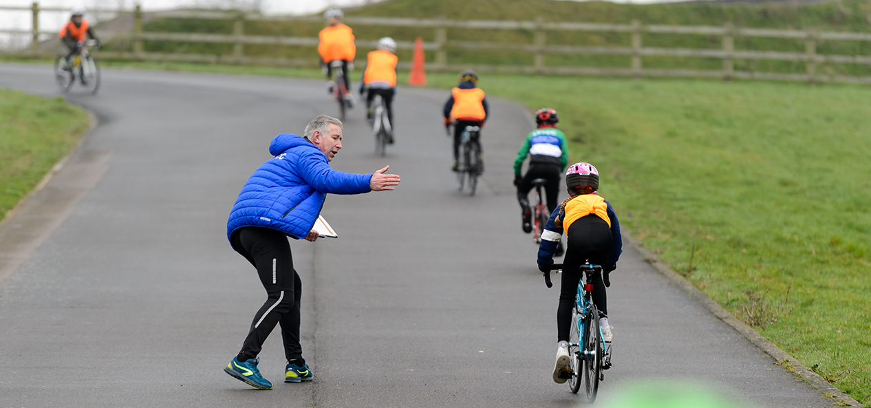 An outdoors youth cycling session at Lea Valley